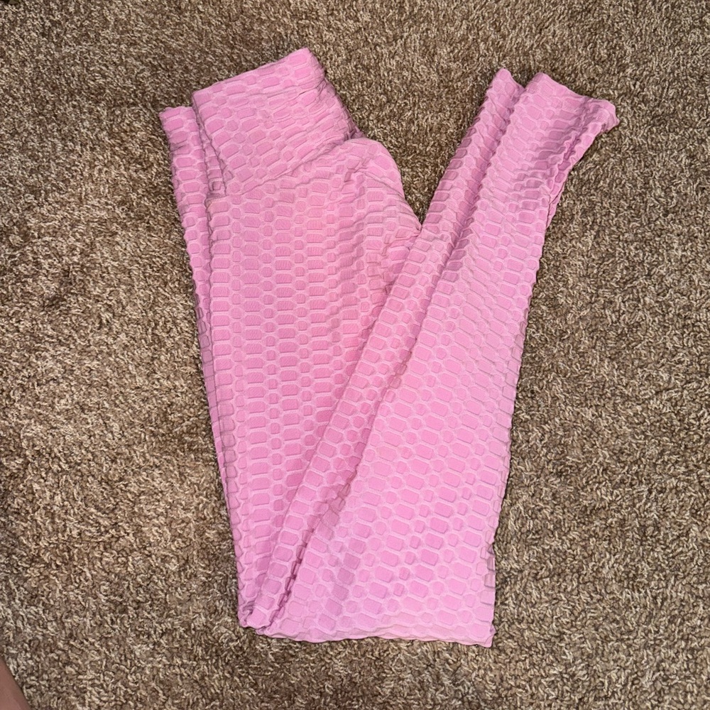 Pink leggings